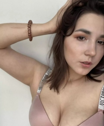 Анкета проститутки Карина - Фото, г. Алмазная, 19 лет, №337